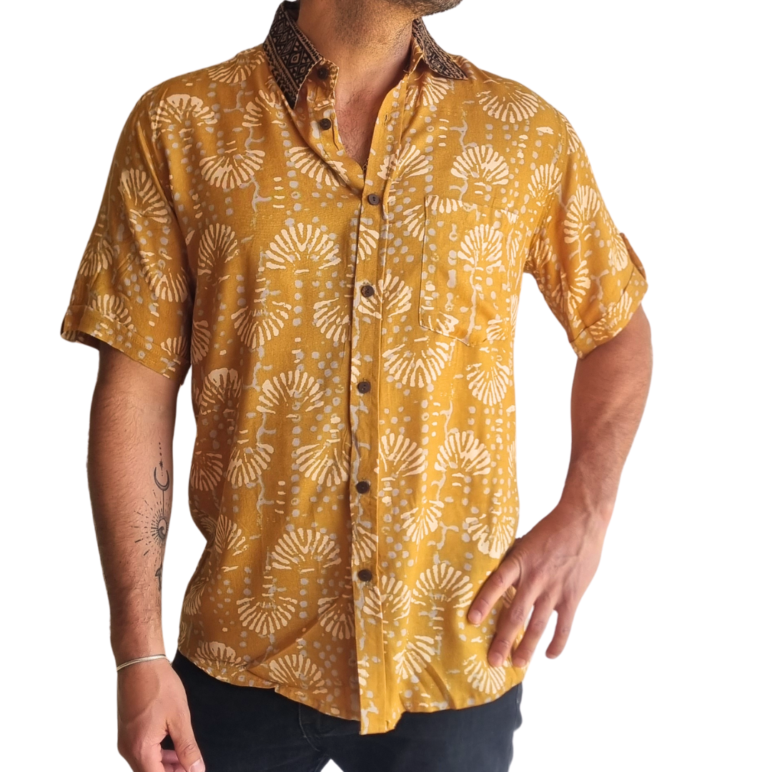 Guayabera Gold Coast
