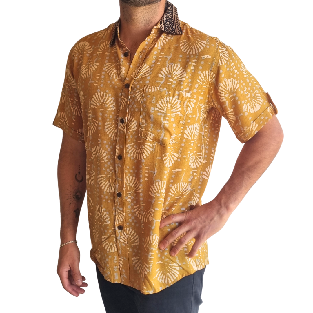 Guayabera Gold Coast